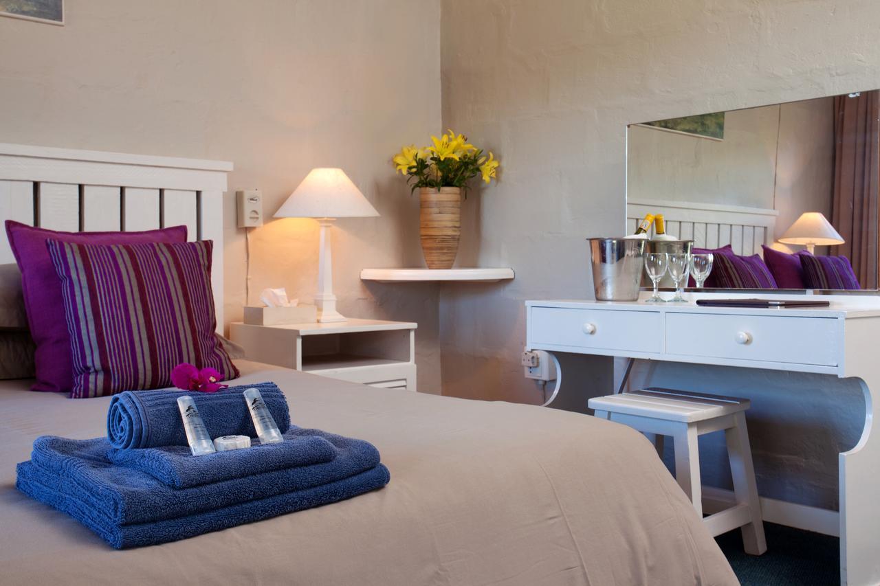 Trennerys Hotel Qolora Mouth Room photo