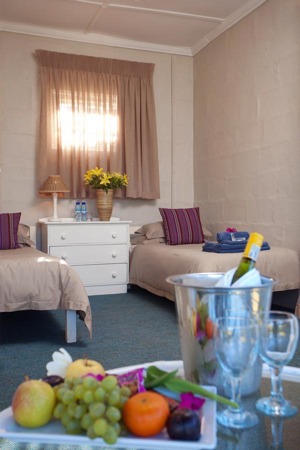 Trennerys Hotel Qolora Mouth Room photo